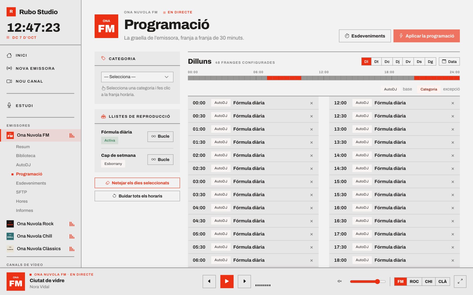 Graella setmanal de programació per franges de 30 minuts